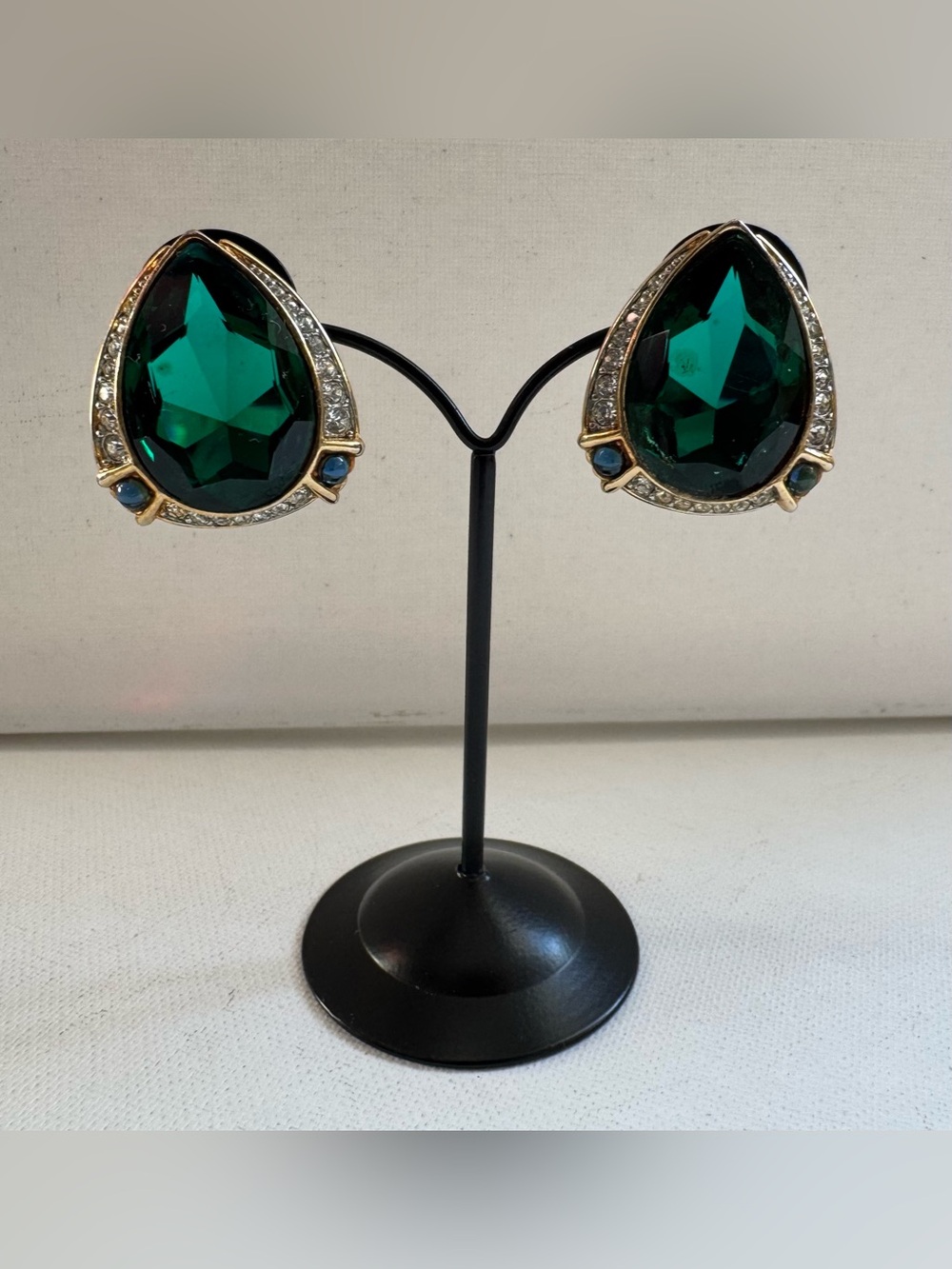 Vintage Craft Art Deco Inspired Gold-Tone Emerald Clip Earrings